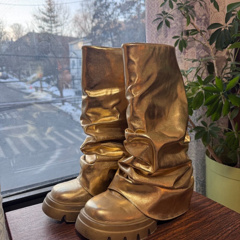 AZALEA WANG Metallic Mid Calf Boot In Gold size 10